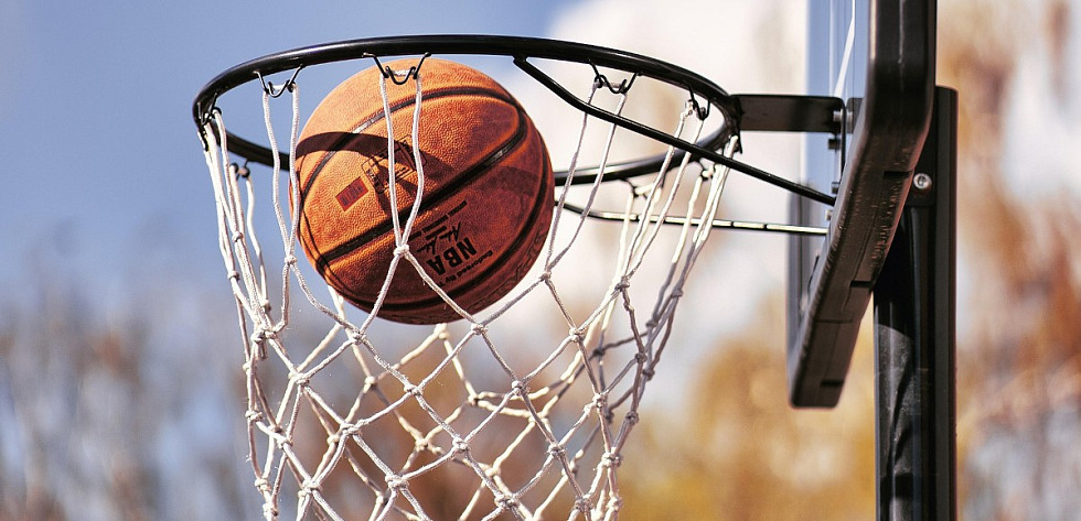 Koszykówka w latach 90' stawała się jedyną przestrzenią wolności