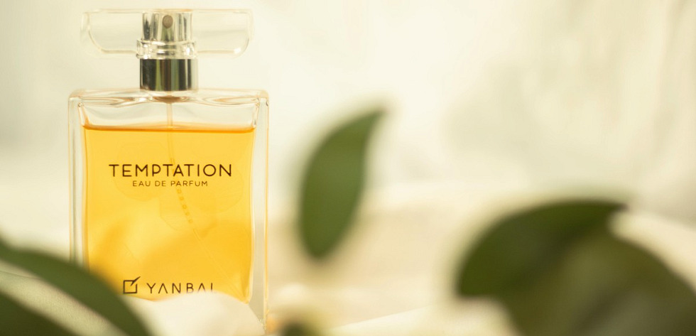 Jak używać perfum, żeby były wyczuwalne, ale nienachalne?