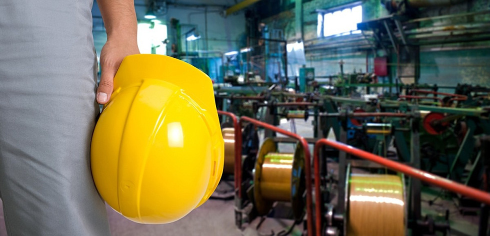 Jak zabezpieczyć halę przemysłową lub magazyn?