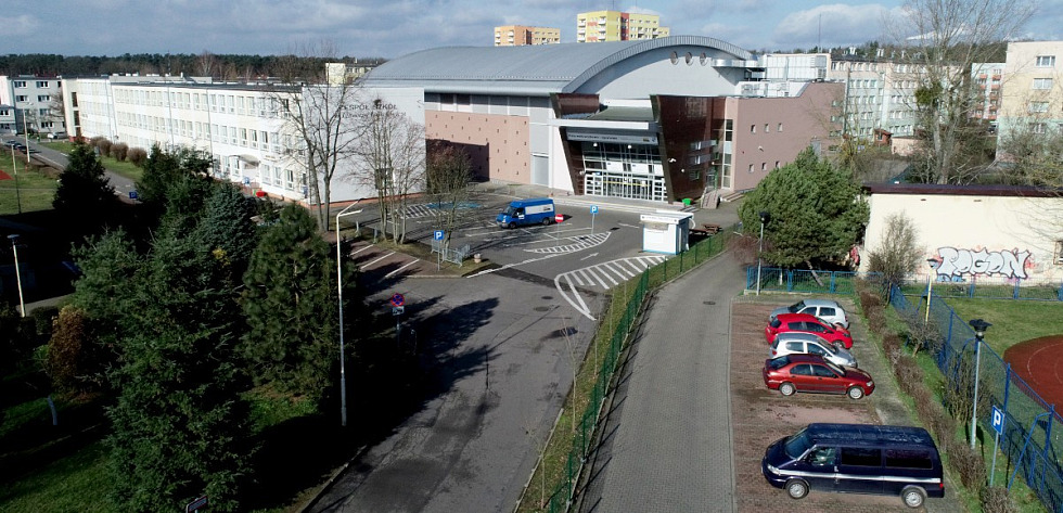 Hala widowiskowo-sportowa Zespołu Szkół im. Ignacego Łukasiewicza w Policach