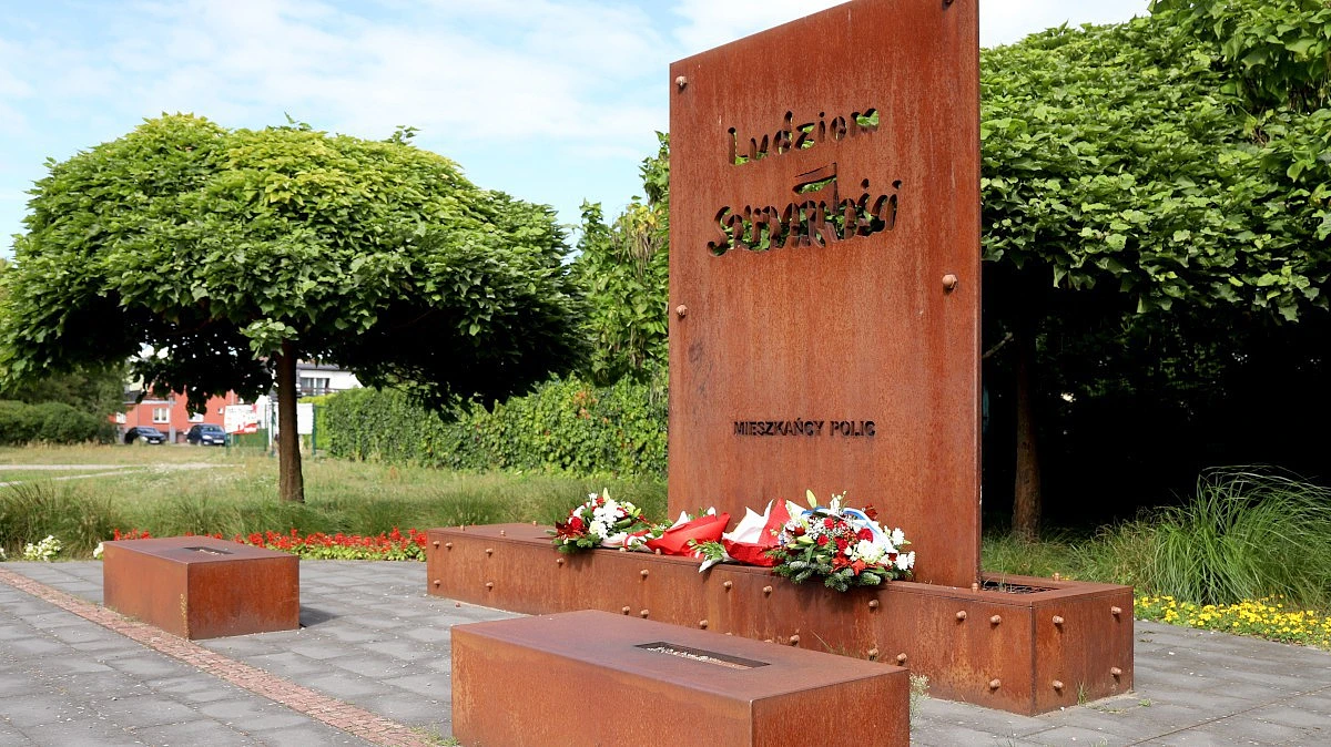 Pomnik Ludziom Solidarności w Policach