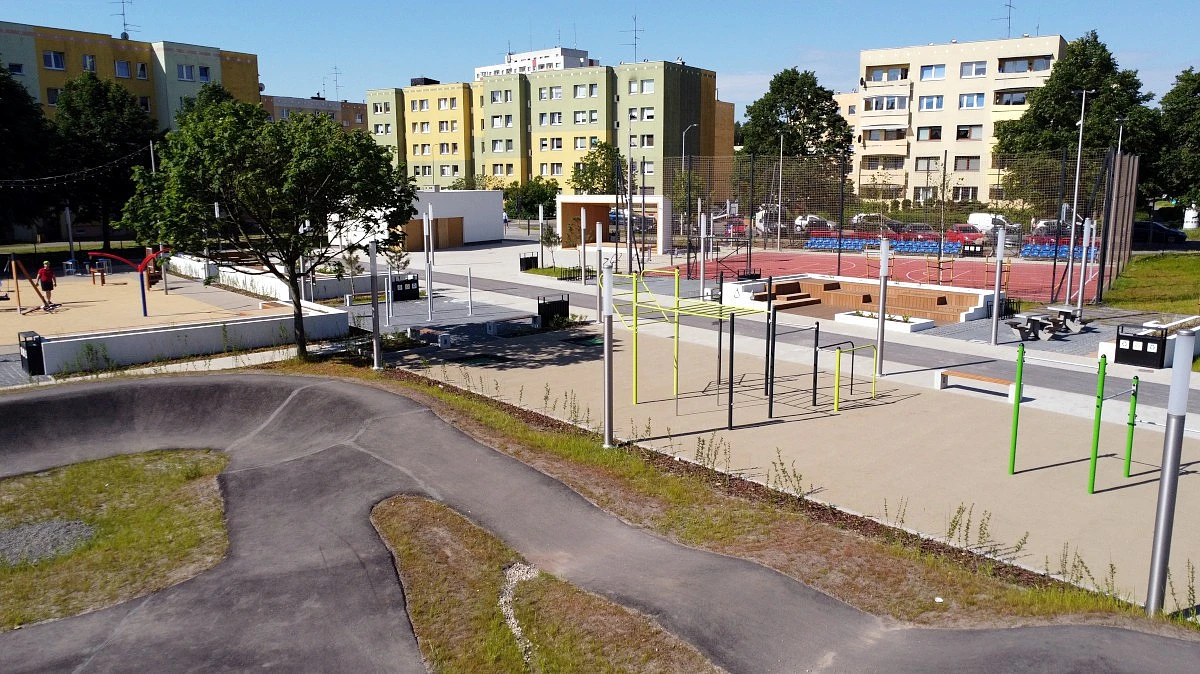 Plac rekreacyjno-sportowy przy ul. Roweckiego w Policach