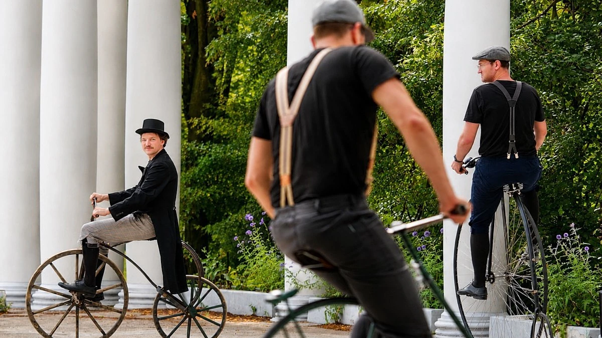 Police pojadą w podróż przez historię roweru