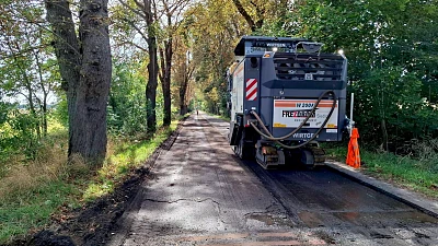 Rozpoczęło się frezowanie drogi Dobra–Stolec