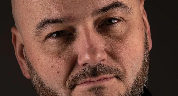 Autor „Beksy” i „Martwego mleka” Marcin Grzelak