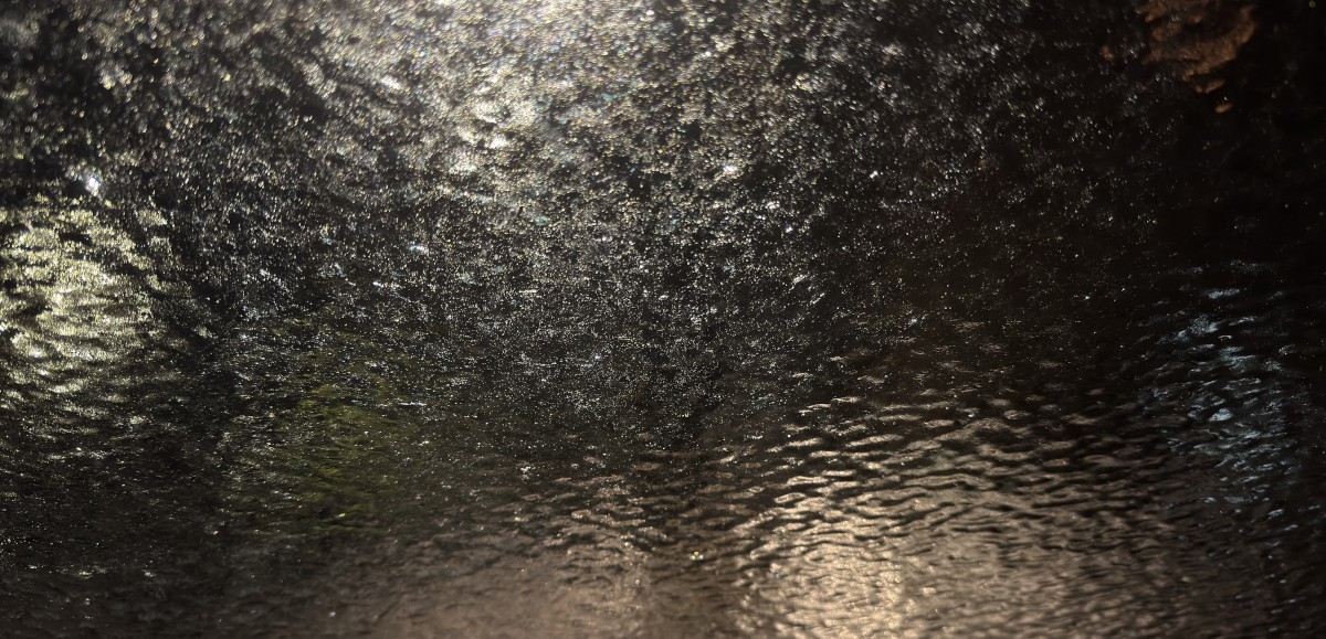 Marznący deszcz sprawił, że jest wyjątkowo ślisko