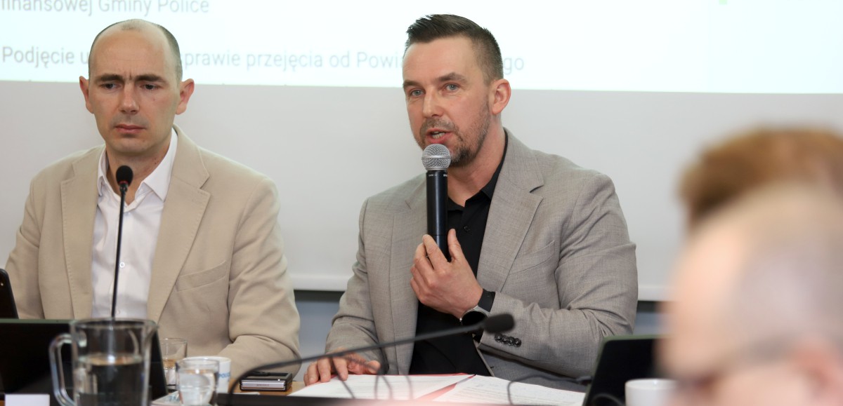 Przewodniczący Rady Miejskiej w Policach Artur Echaust