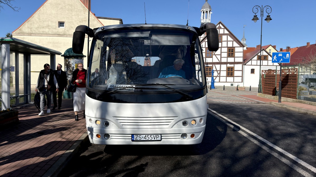 Nowe połączenie z Nowego Warpna do Bartoszewa. Czy mieszkańcy będą z niego korzystać?