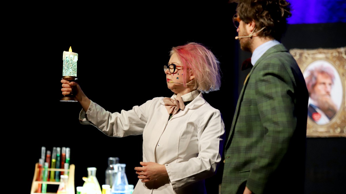 Teatr, nauka i magia na scenie Miejskiego Ośrodka Kultury w Policach